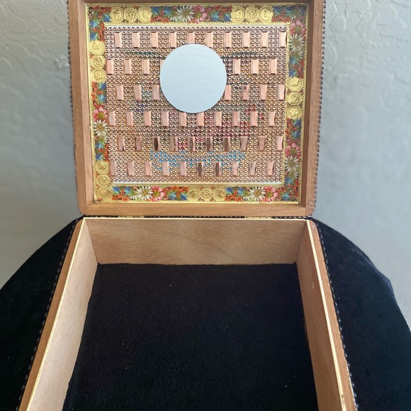 Rose Gold and Black Dress Box Purse with Black Handle, Mirror Inside - Picture 15 of 15